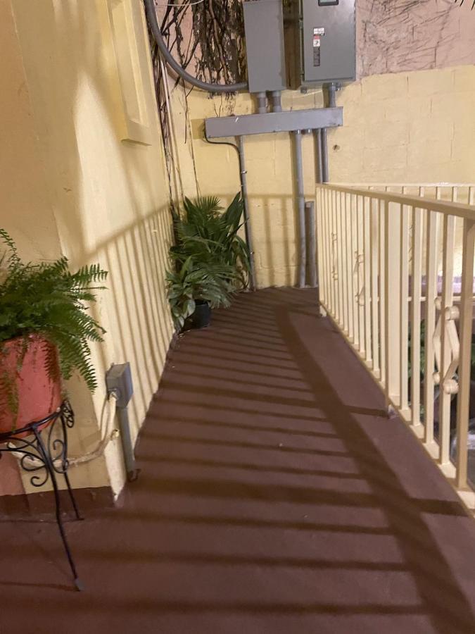 Midtown Guest House Σαρλότ Αμαλί Εξωτερικό φωτογραφία
