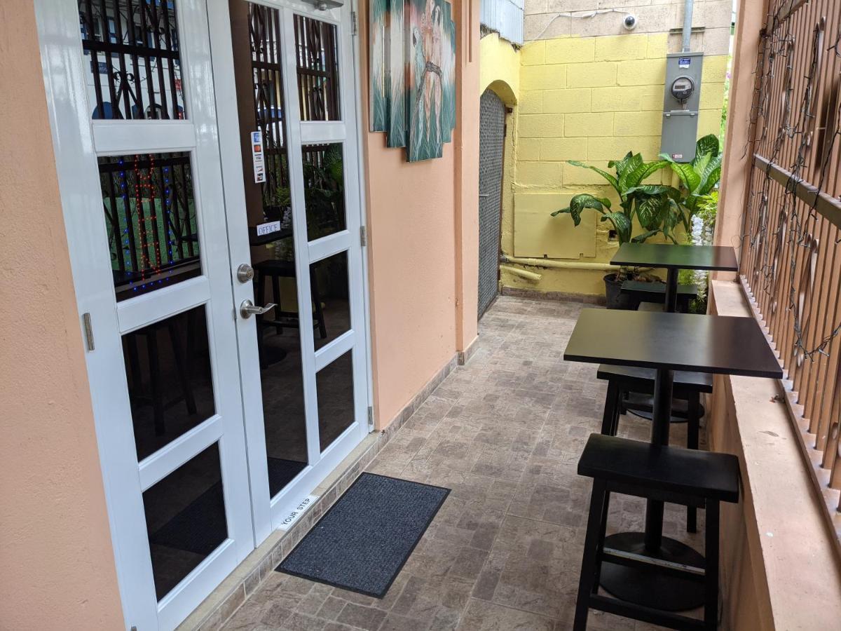 Midtown Guest House Σαρλότ Αμαλί Εξωτερικό φωτογραφία