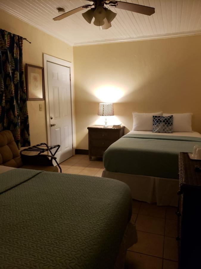 Midtown Guest House Σαρλότ Αμαλί Εξωτερικό φωτογραφία