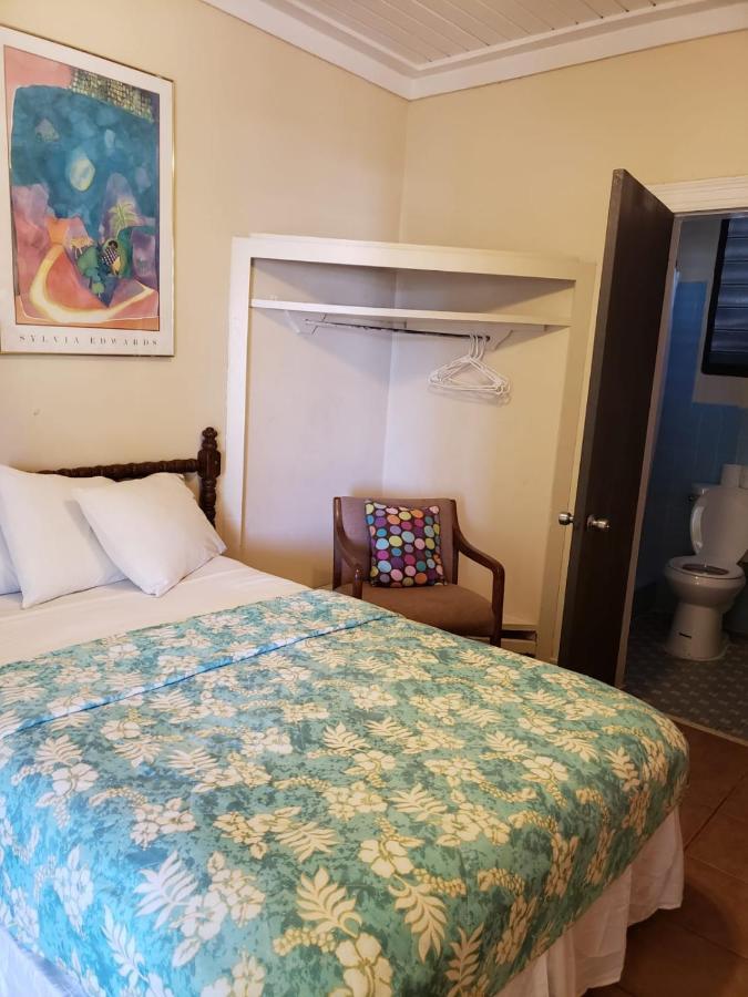 Midtown Guest House Σαρλότ Αμαλί Εξωτερικό φωτογραφία